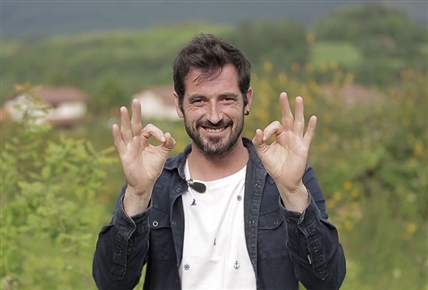 Joseba Arguiñano Sukalerrian | Tipula, udare eta gorgonzola sandwicha eta fruta sangria