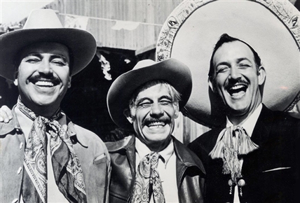 Los tres alegres compadres