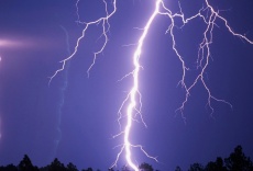 Energ&iacute;a concentrada del cielo - Los secretos de los rayos