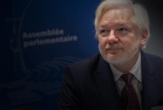 Julian Assange - Silenciado - Parte 1