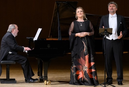 Diana Damrau & Jonas Kaufmann, con Helmut Deutsch - Velada de Lieder con Brahms & Schumann | Velada de Lieder con Brahms & Schumann