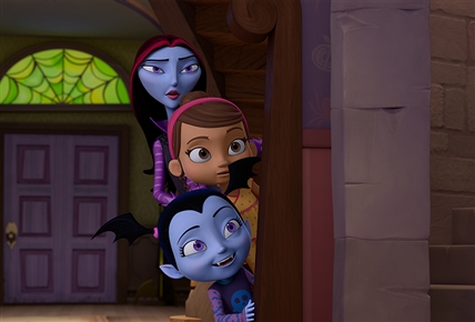 Vampirina | ¡Mira quién se asusta ahora! / Conejillos de polvillo