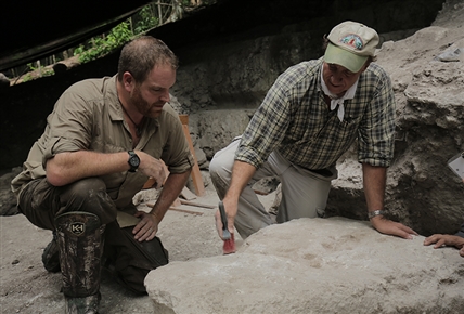 Expedición a lo desconocido | El lago del oro maldito en África