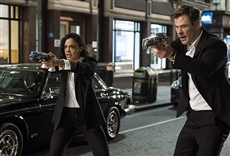 Jueves en llamas: Hombres de negro internacional